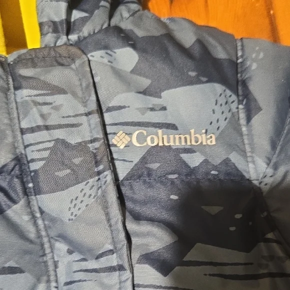 Columbia Sz 3/6 Months Navy and Yellow Baby Snowsuit - Picture 2 of 6